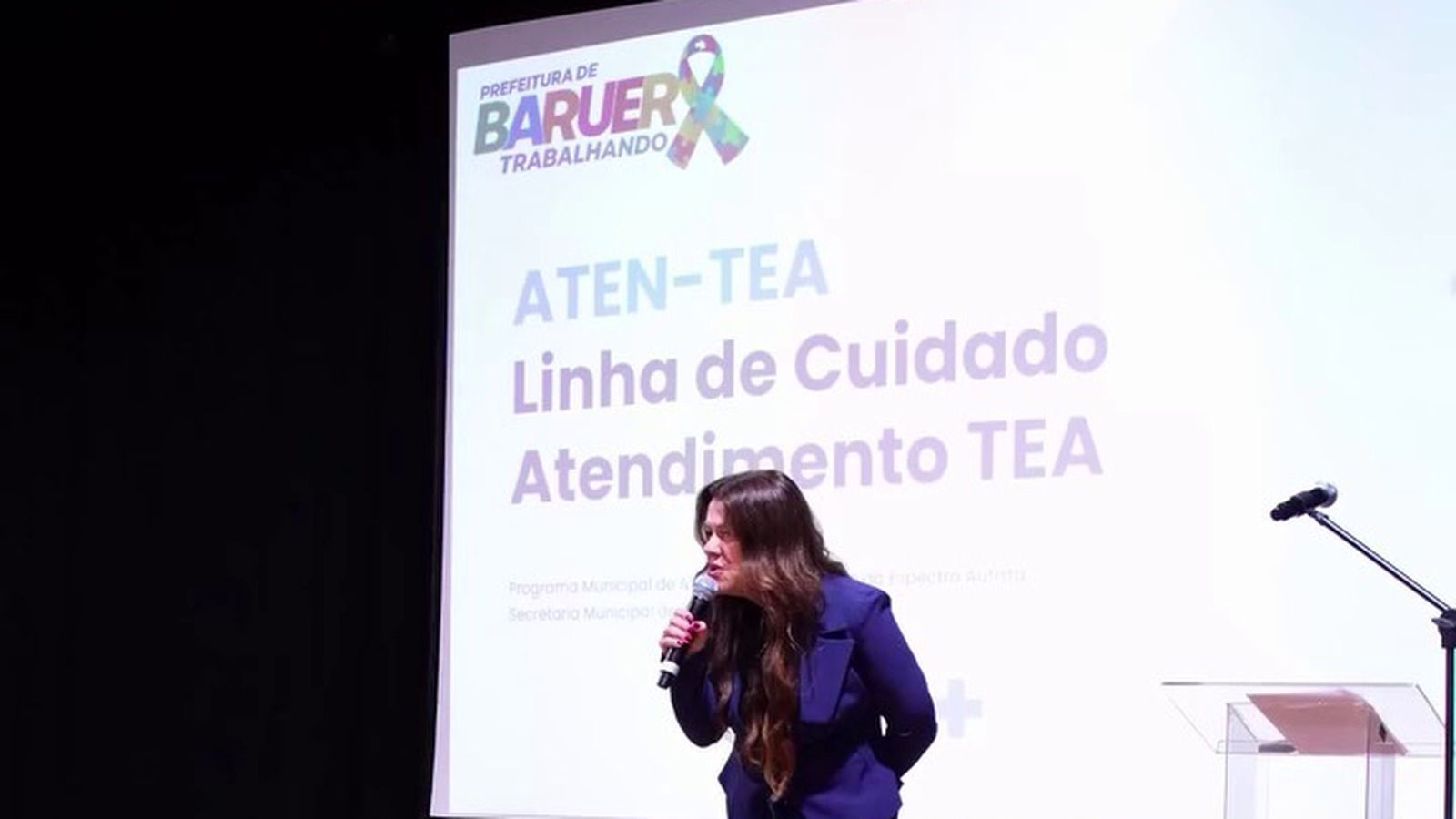 Barueri reuniu famílias de crianças neurodivergentes no Centro de Eventos e apresentou a linha de cuidado ATEN-TEA